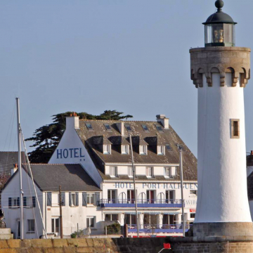 Brittany budget hotels