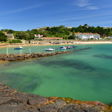 Jersey beach and seafront hotels