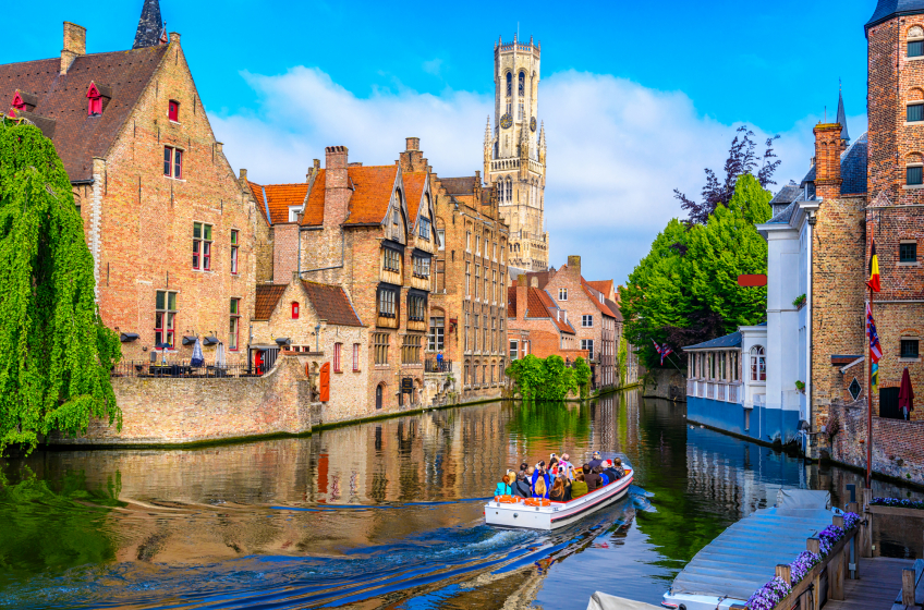 Boat Trips Through The Medieval Centre of Bruges